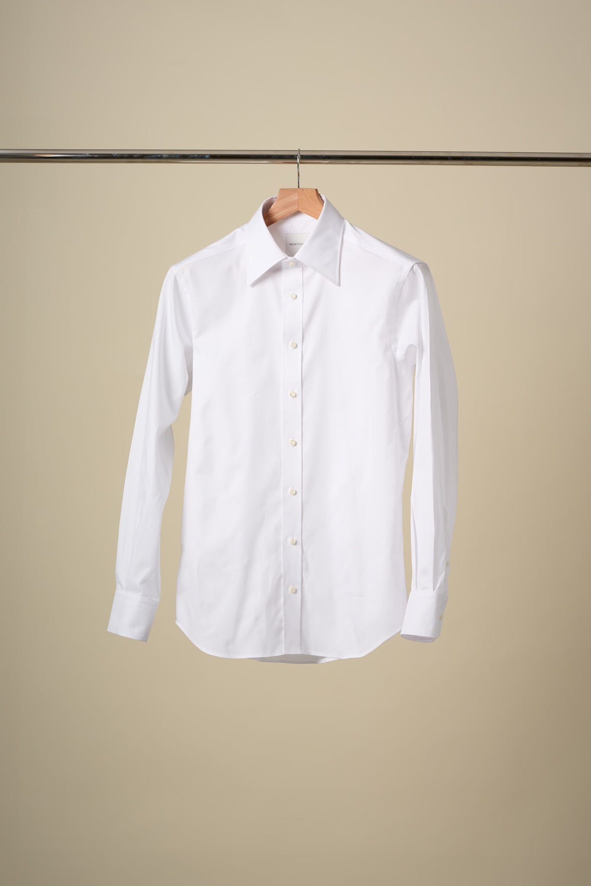 White Pinpoint RTW