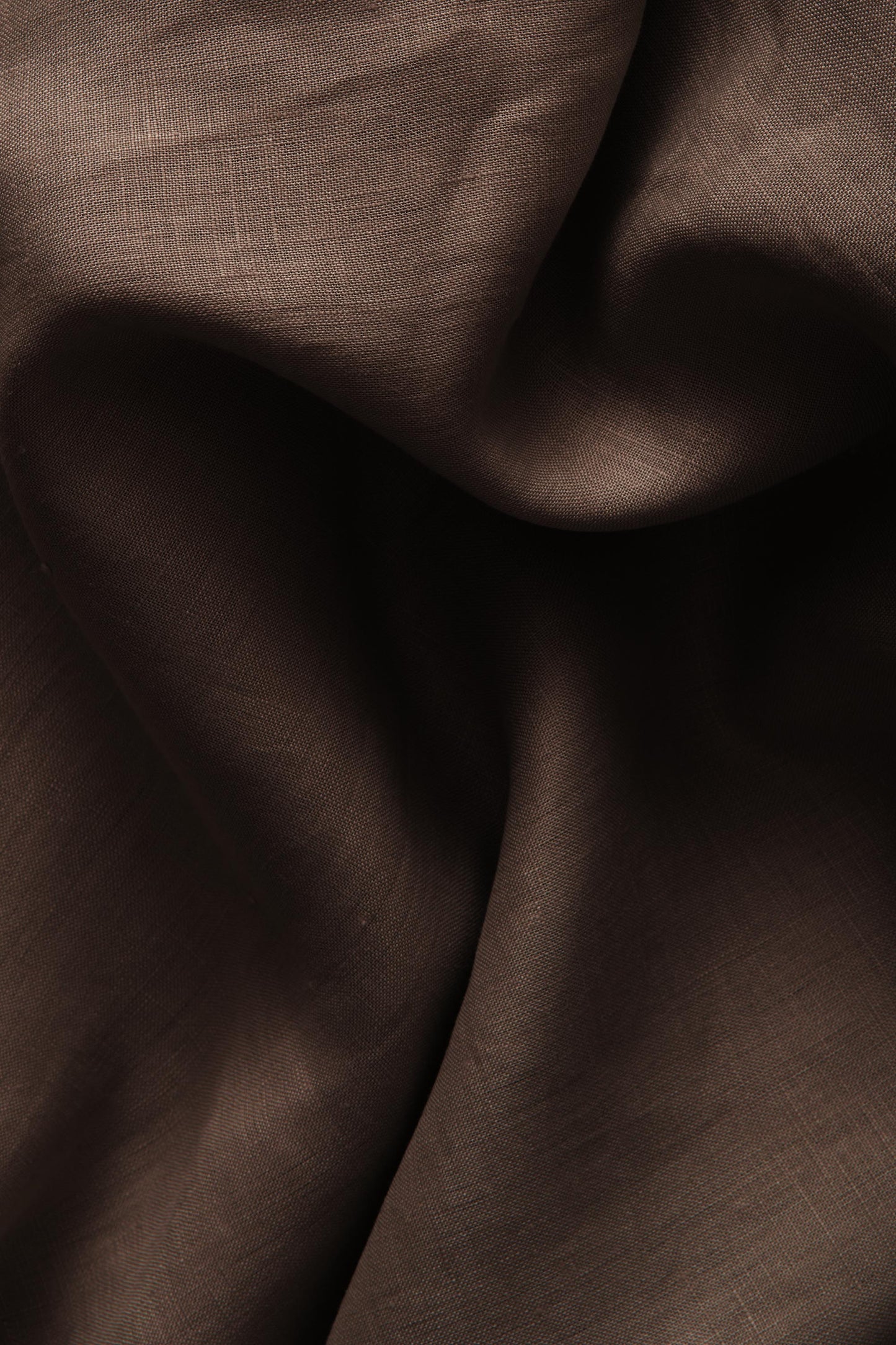 Chocolate linen